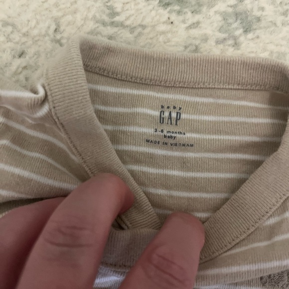 Gap Baby Set of 2 Striped Body Suits Onesies - 3-6 Months - Picture 5 of 6
